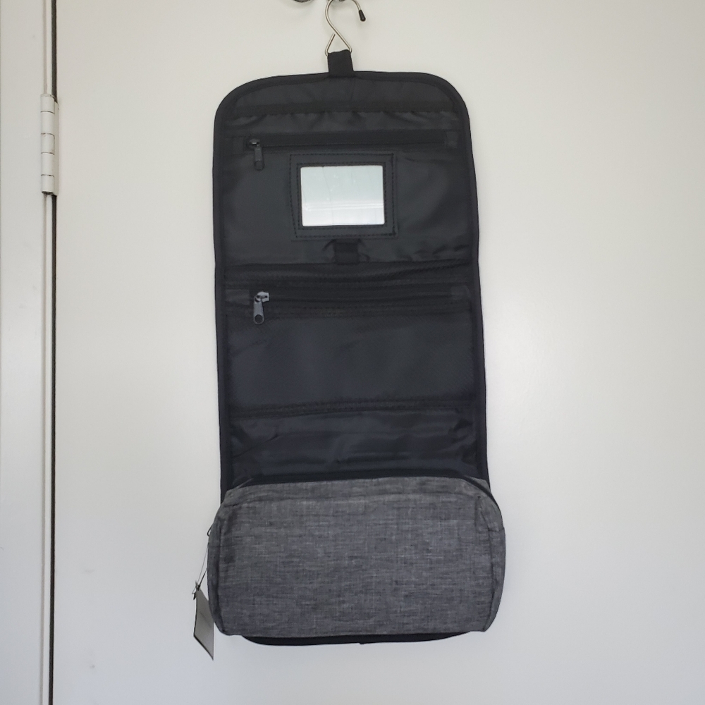 Macy's Hanging Travel Cosmetic Accessories Tote Nwt